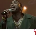 Umugore warukuze ku isi yapfuye