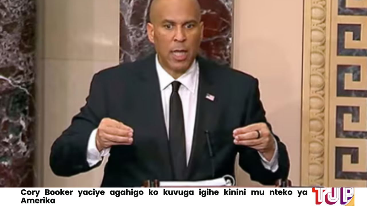 Cory Booker yaciye agahigo ko kuvuga igihe kinini mu nteko ya Amerika